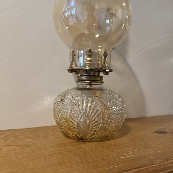 Vintage Amber MCM Princess Fantasia Round Hurricane‎ Oil Lamp Hurricane 13” Tall - Picture 3 of 10